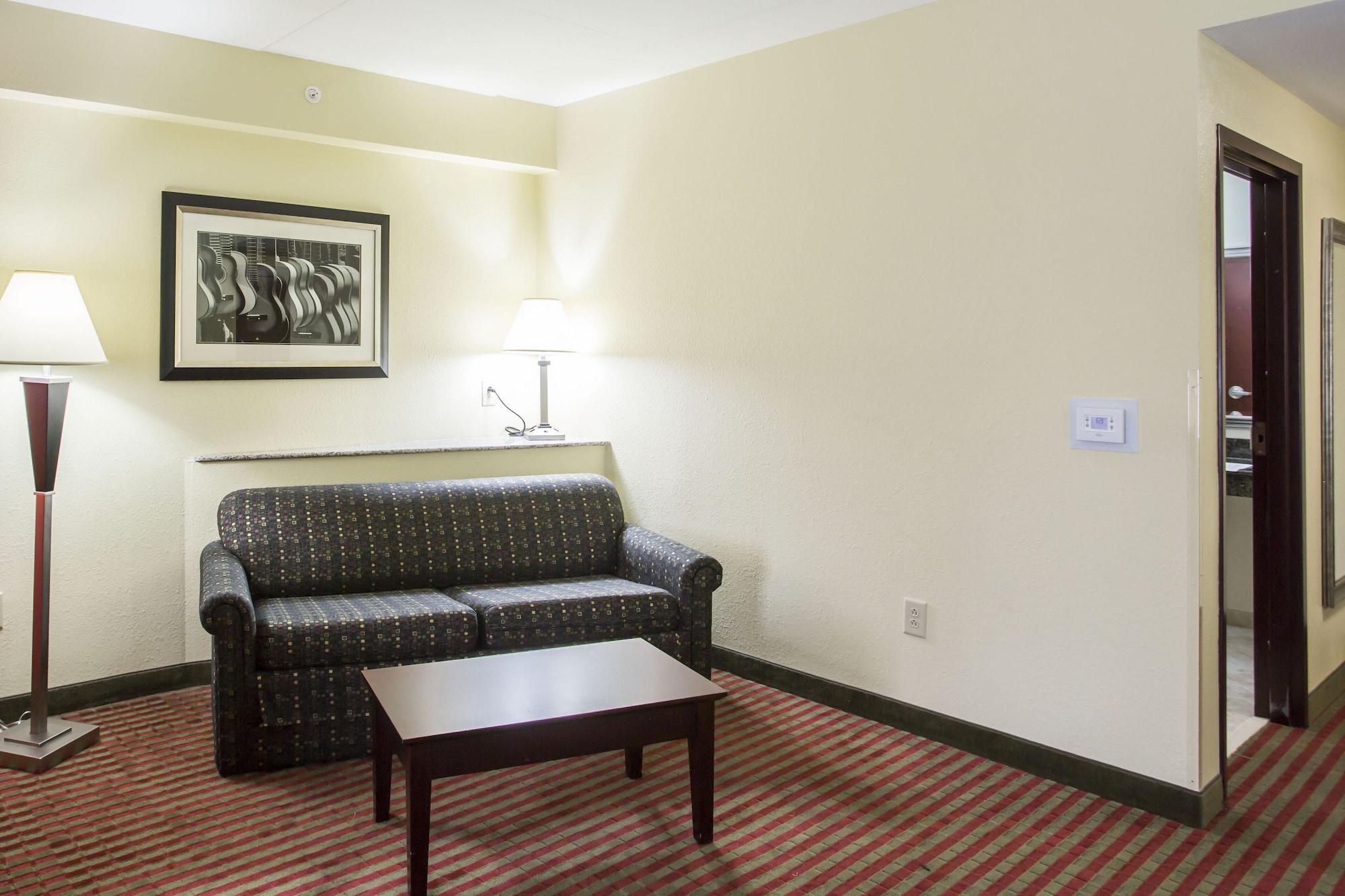 מאונט ג'ולייט Comfort Suites Mt Juliet-Nashville Area מראה חיצוני תמונה